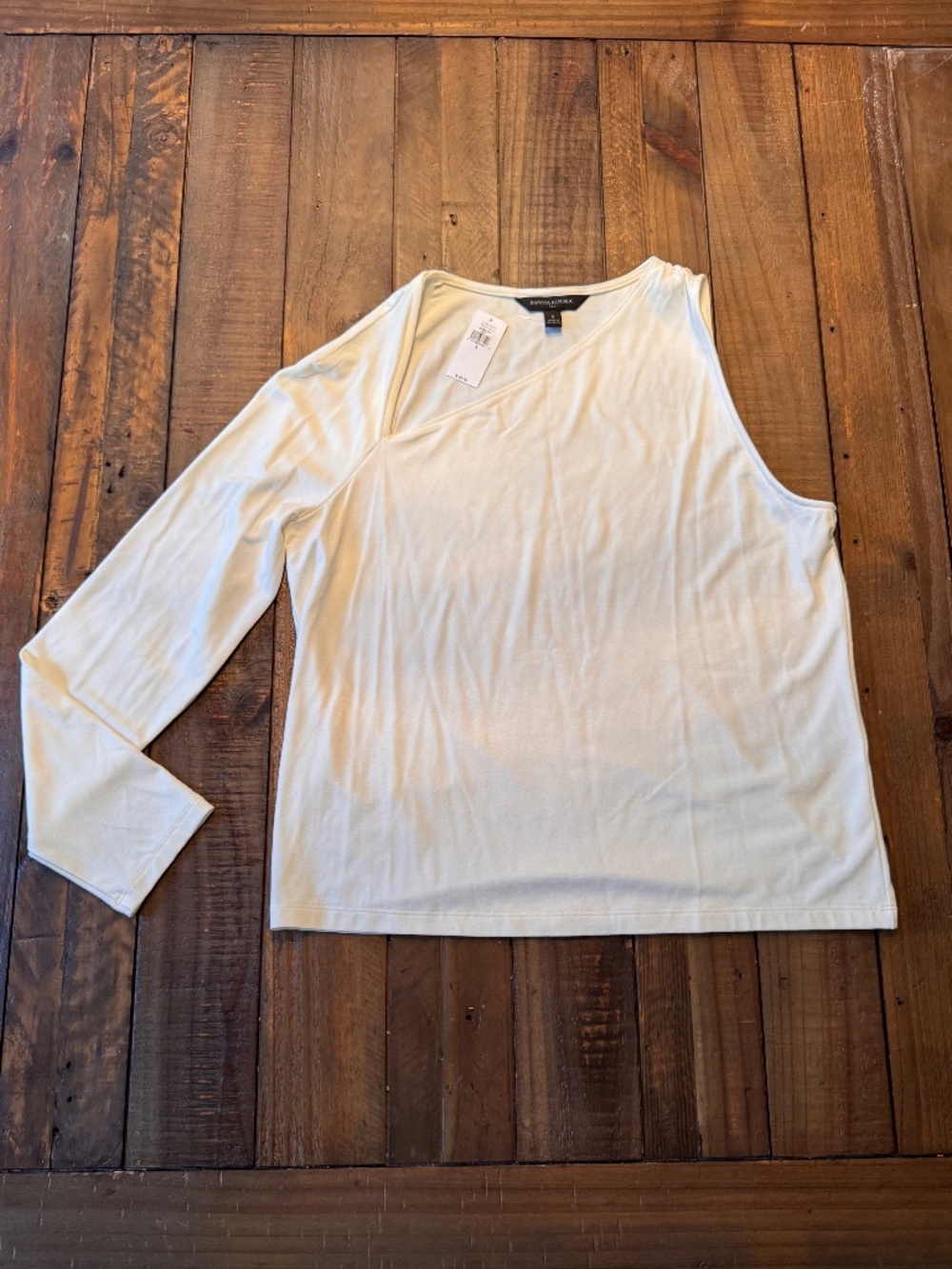 Banana Republic Asymmetrical One-Shoulder Top. Cream Color. Small. New With Tags